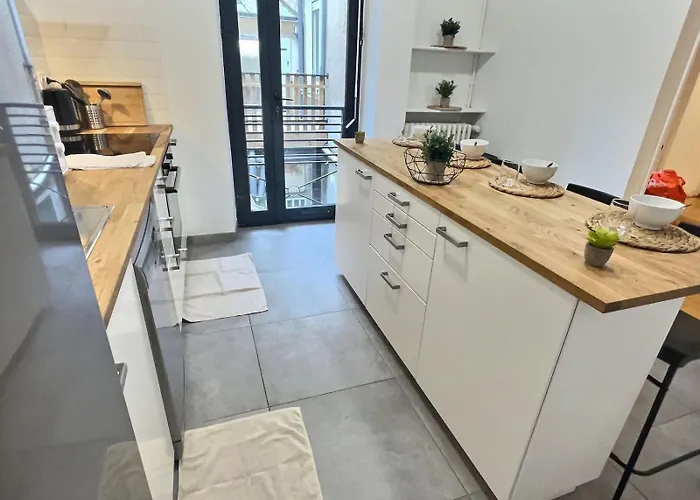 Appartamento Plein Centre 8pers 4ch 2sdb, Terrasse, Billard Roe Angers